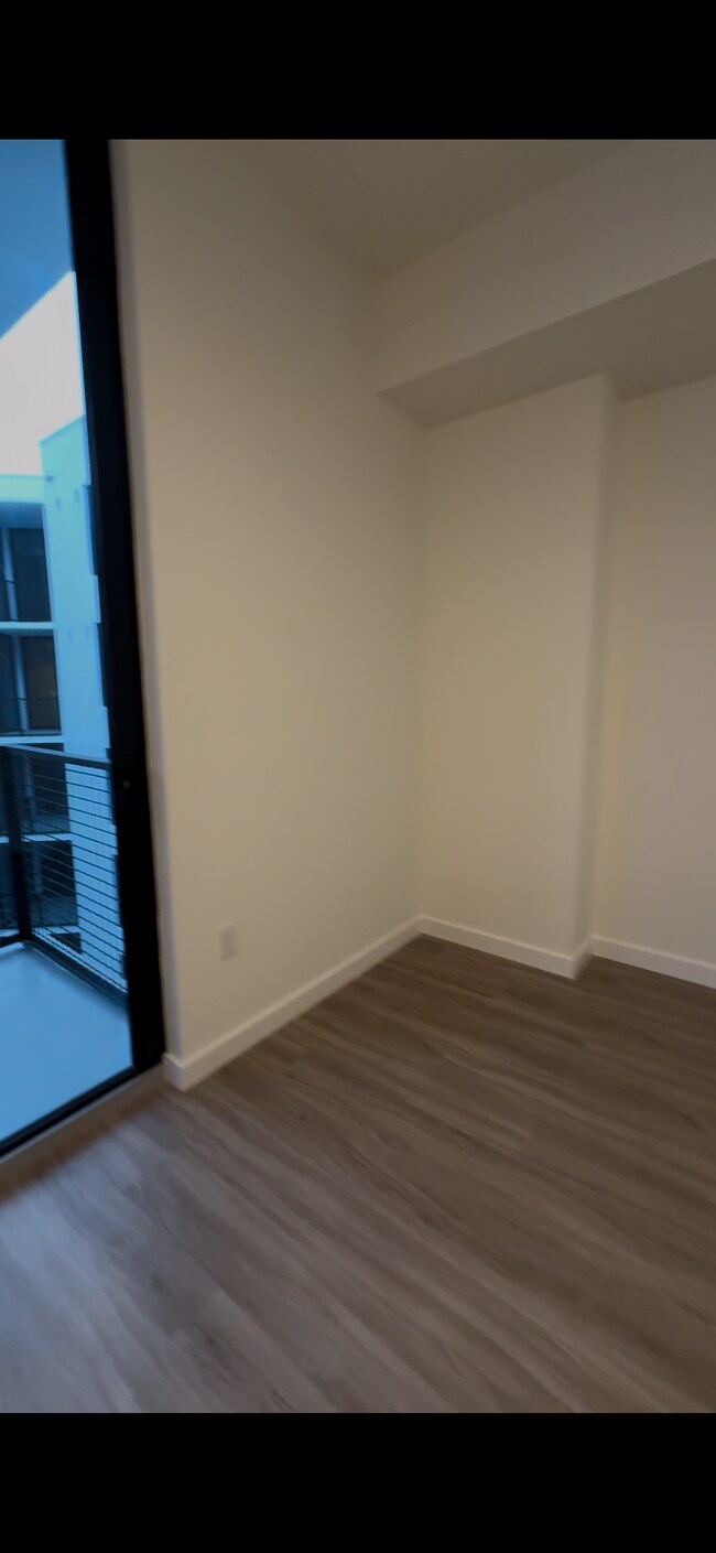 Foto del edificio - 213 NE 27th St