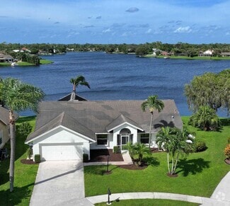 Building Photo - 12871 Upper Cove Dr