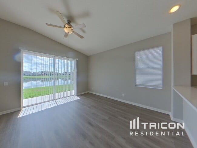 Building Photo - 5112 Clover Mist Dr
