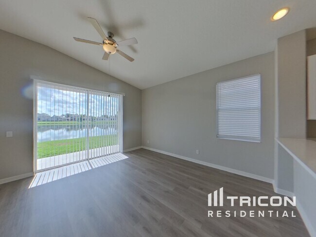 Foto del edificio - 5112 Clover Mist Dr