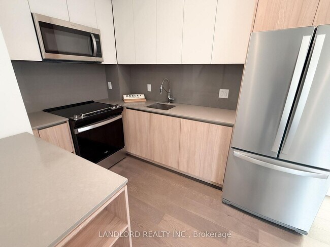 Building Photo - 15 Maryport Ave