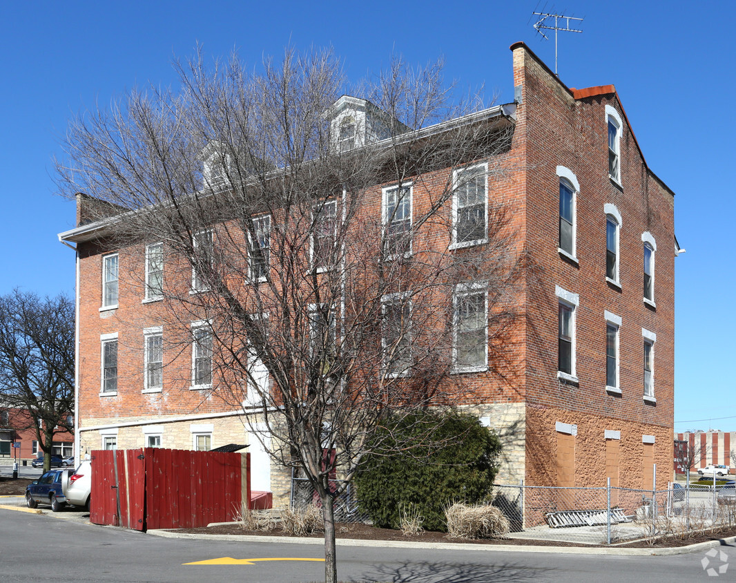 Building Photo - Galena Hotel