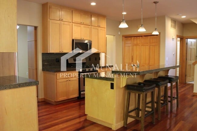 Building Photo - 5713 49th St NW