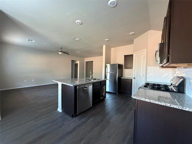 Foto del edificio - 136 Jackson Blue Ln