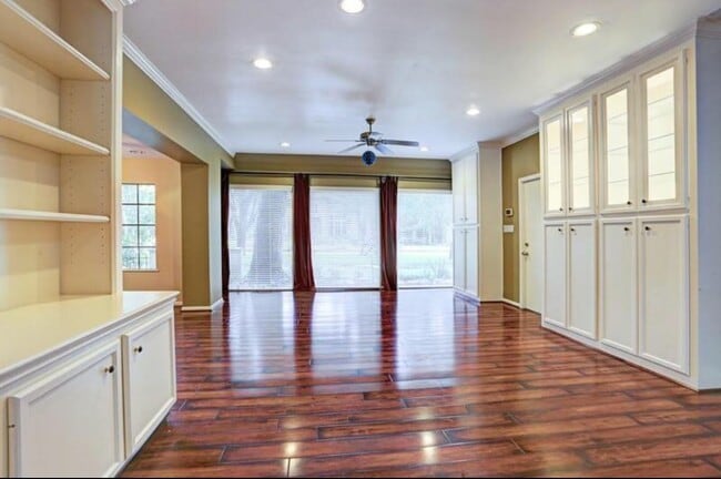 Foto del edificio - 11910 Steppingstone Ln