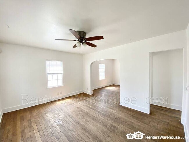 Foto del edificio - 2604 Cornell St