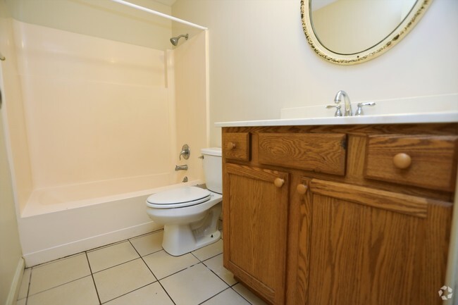 Baño - Arbor Park Apartments