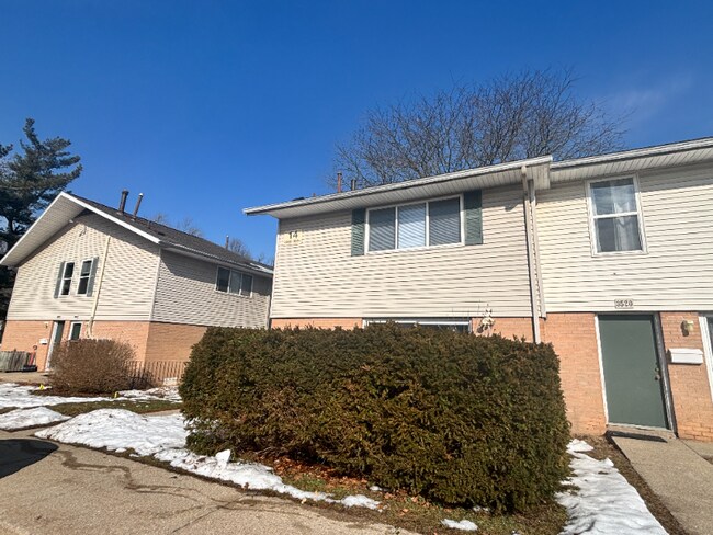 Foto del edificio - 3522 Kenbrooke Ct