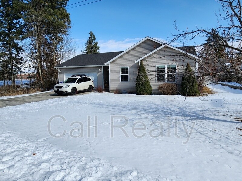 704 N Jefferson St, Medical Lake, WA 99022 House Rental in Medical Lake, WA