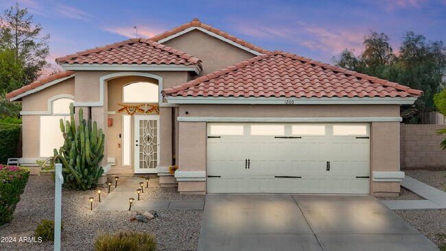 Building Photo - 1260 N Firehouse Ct
