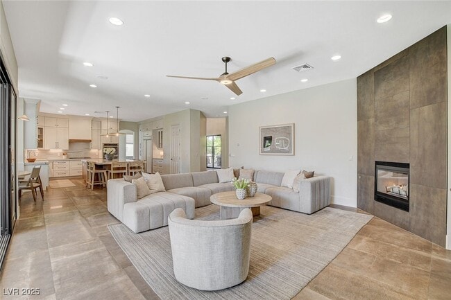 Building Photo - 1266 Imperia Dr