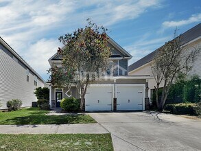 Building Photo - 130 Summer Hill Ct