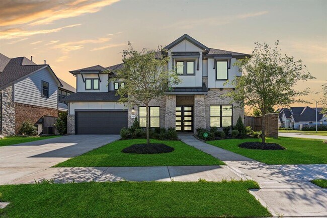 Building Photo - 26106 Radiant River Trl
