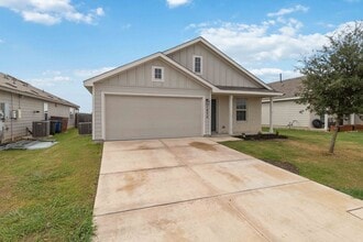 Building Photo - 1824 Heather Glen Dr
