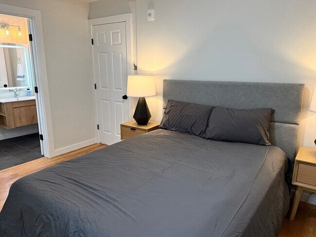 Foto del edificio - 79 Linden St