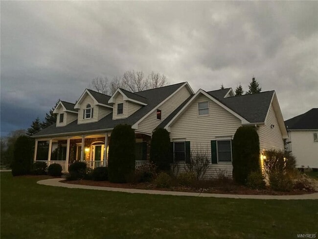 Foto del edificio - 8350 Manchester Park Dr