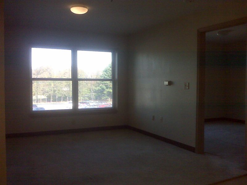 Primary Photo - 471 Price Rd