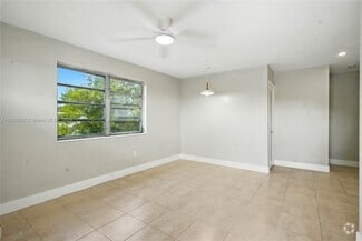Building Photo - 2085 NE 169th St