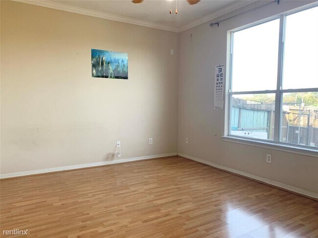 Building Photo - 3 br, 2 bath House - 21011 Sun Creek Dr