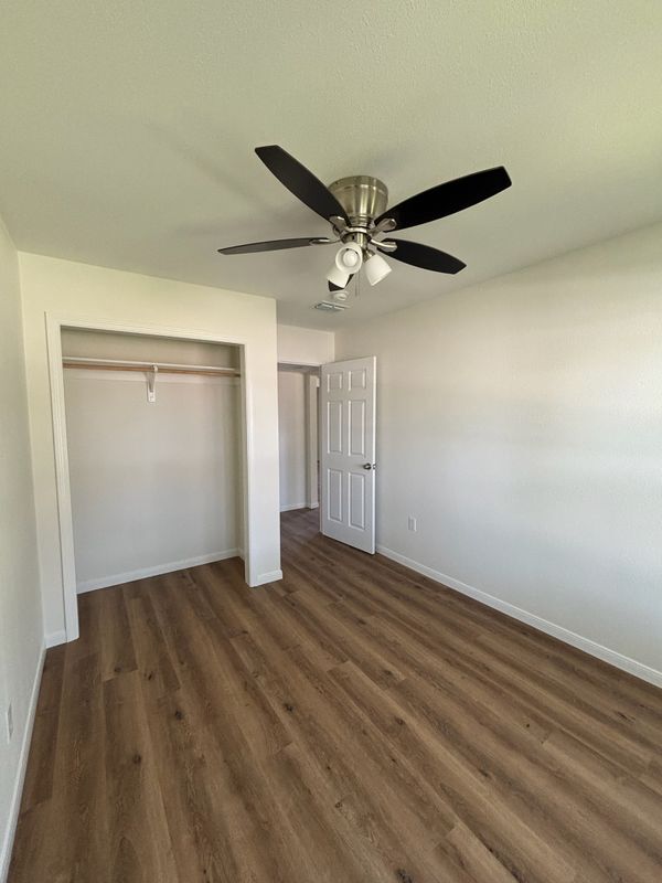 Foto del edificio - 4342 Amherst Dr