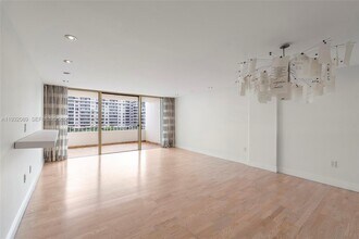 Building Photo - 199 Ocean Ln Dr