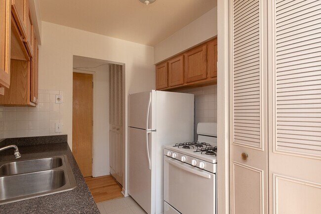 Foto del edificio - 535 W Aldine Ave
