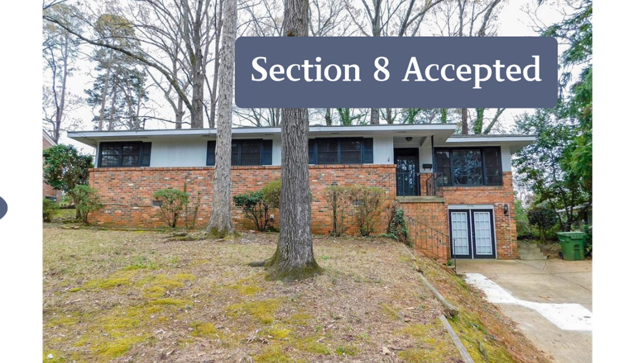 Foto principal - Section8 Accepted