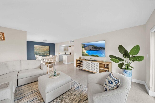 Foto del edificio - 1111 S Ocean Blvd