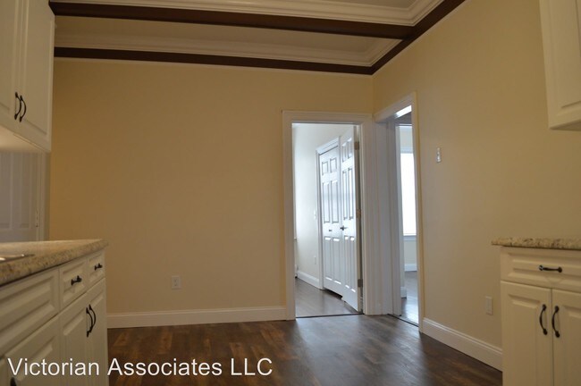 Building Photo - 2 br, 1 bath Apartment - 2 Cottage St