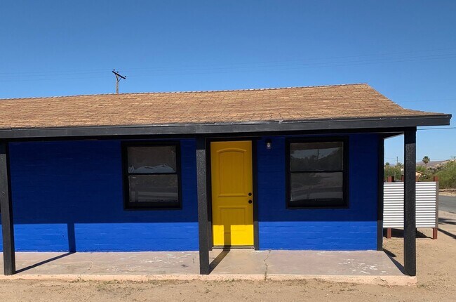Foto del edificio - 6095 Lupine Ave