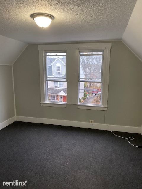 Foto del edificio - 4 br, 2 bath Duplex - Munson St