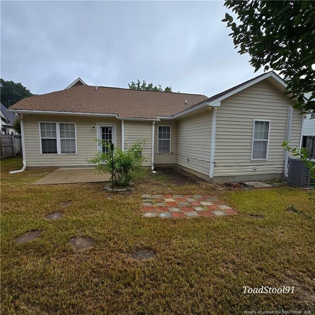 Foto del edificio - 814 Nighthawk Pl