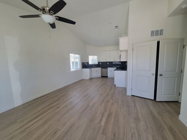 Foto del edificio - 8308 Grandy St