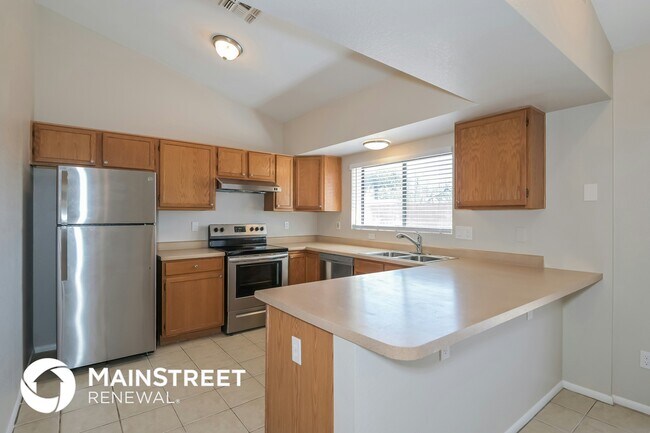 Foto del edificio - 3589 W Capella St