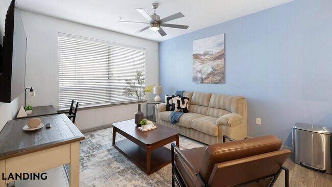 Building Photo - 1001 S Center St