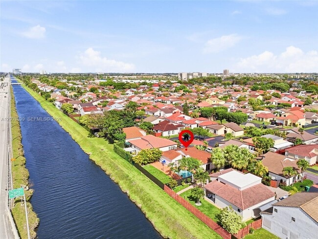 Foto del edificio - 631 SW 88th Ct