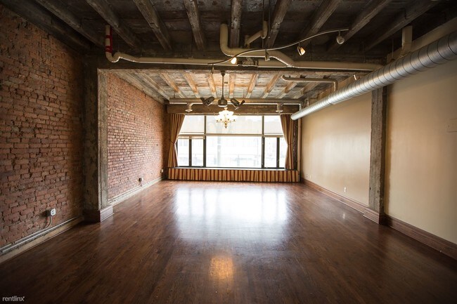 Building Photo - 3139 Woodward Ave