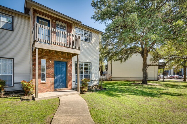 Foto del edificio - River Crossing Townhome - Downtown - Airpo...