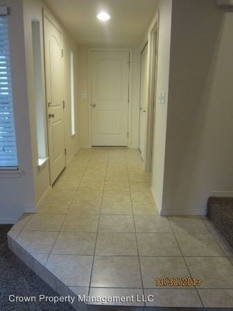Foto del edificio - 2 br, 2.5 bath House - 501 Wright Ave. #4