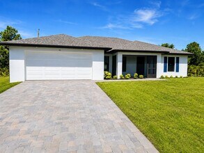 Building Photo - 93 Presque Isle Dr