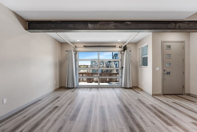 Building Photo - 6388 Nelson Ct