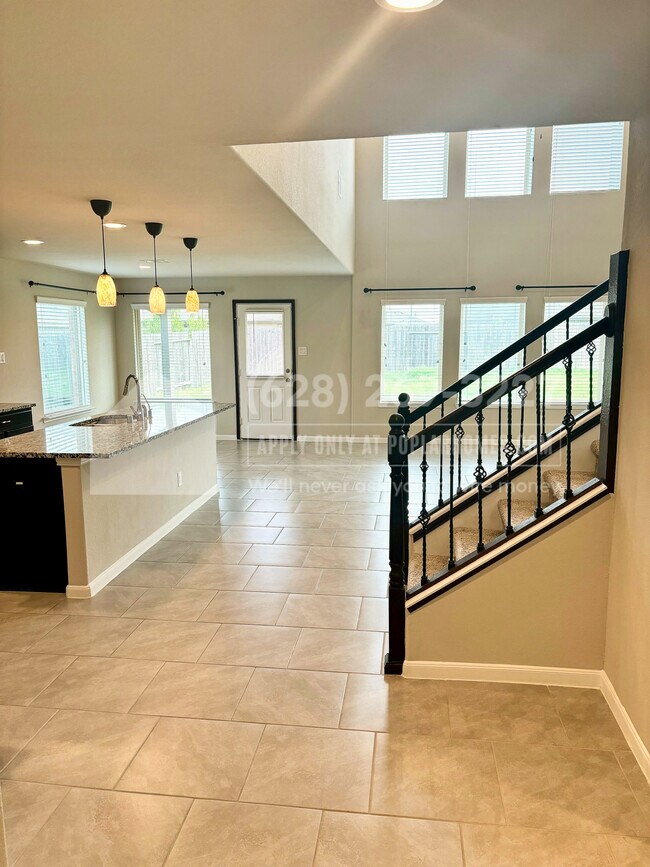 Foto del edificio - 3906 McDonough Way