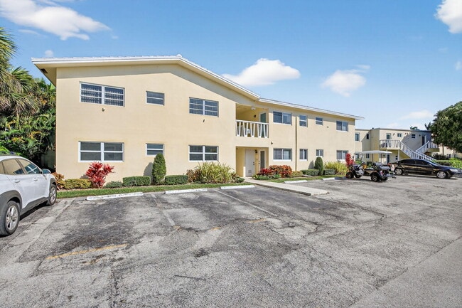 Foto del edificio - 2755 NE 28th Ave