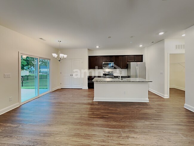 Building Photo - 1005 Bethany Dallas Dr