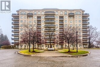Building Photo - 10 Dayspring Cir