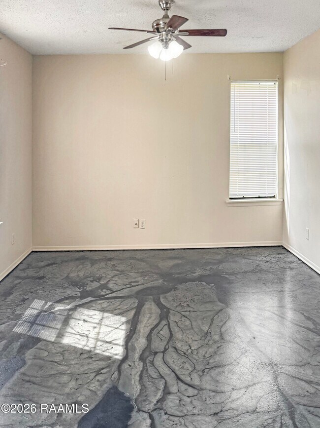 Foto del edificio - 123 Township Ln