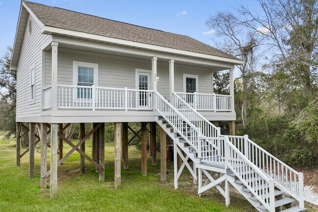 Foto del edificio - 343 Henderson Ave