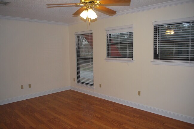 Foto del edificio - 8411 E Cypress Point Ct