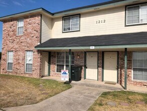 Building Photo - 1212 Industrial Blvd
