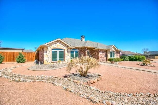 Building Photo - 4720 Pinon Ridge Dr